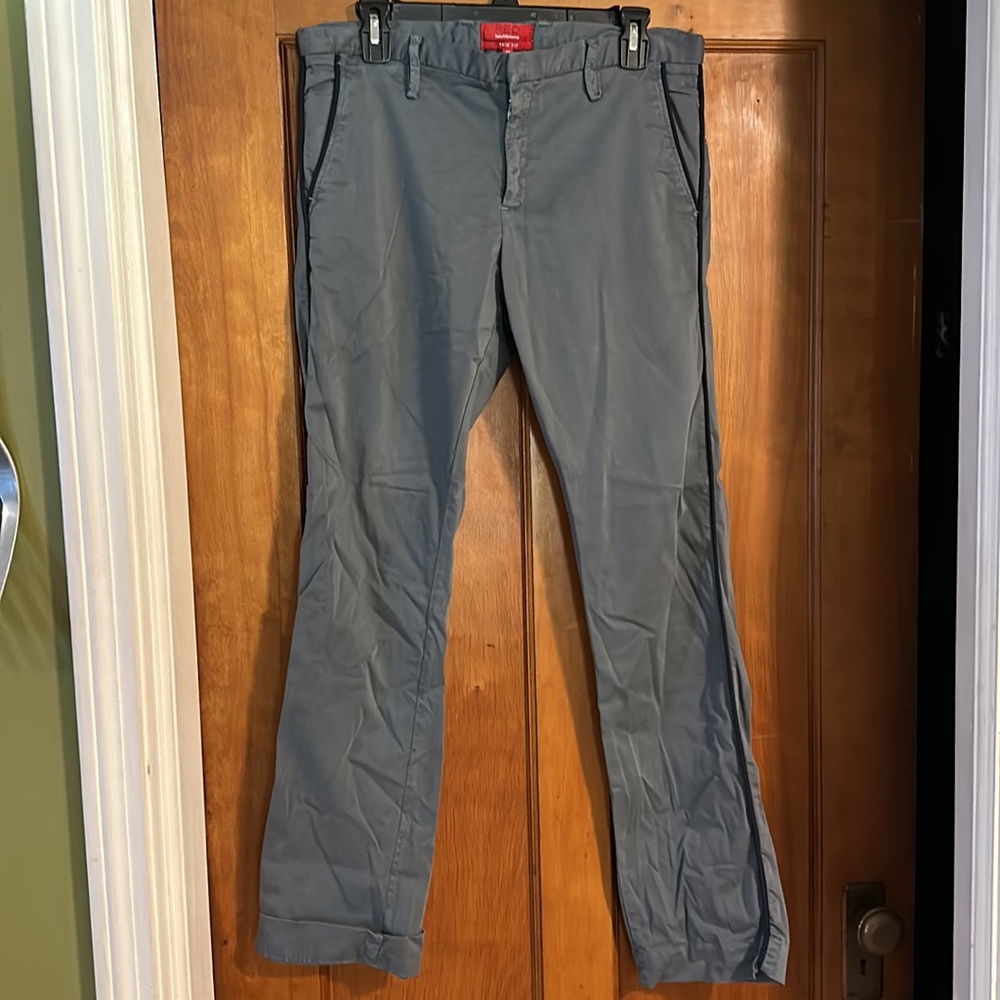 Saks Fifth Ave men’s gray chinos